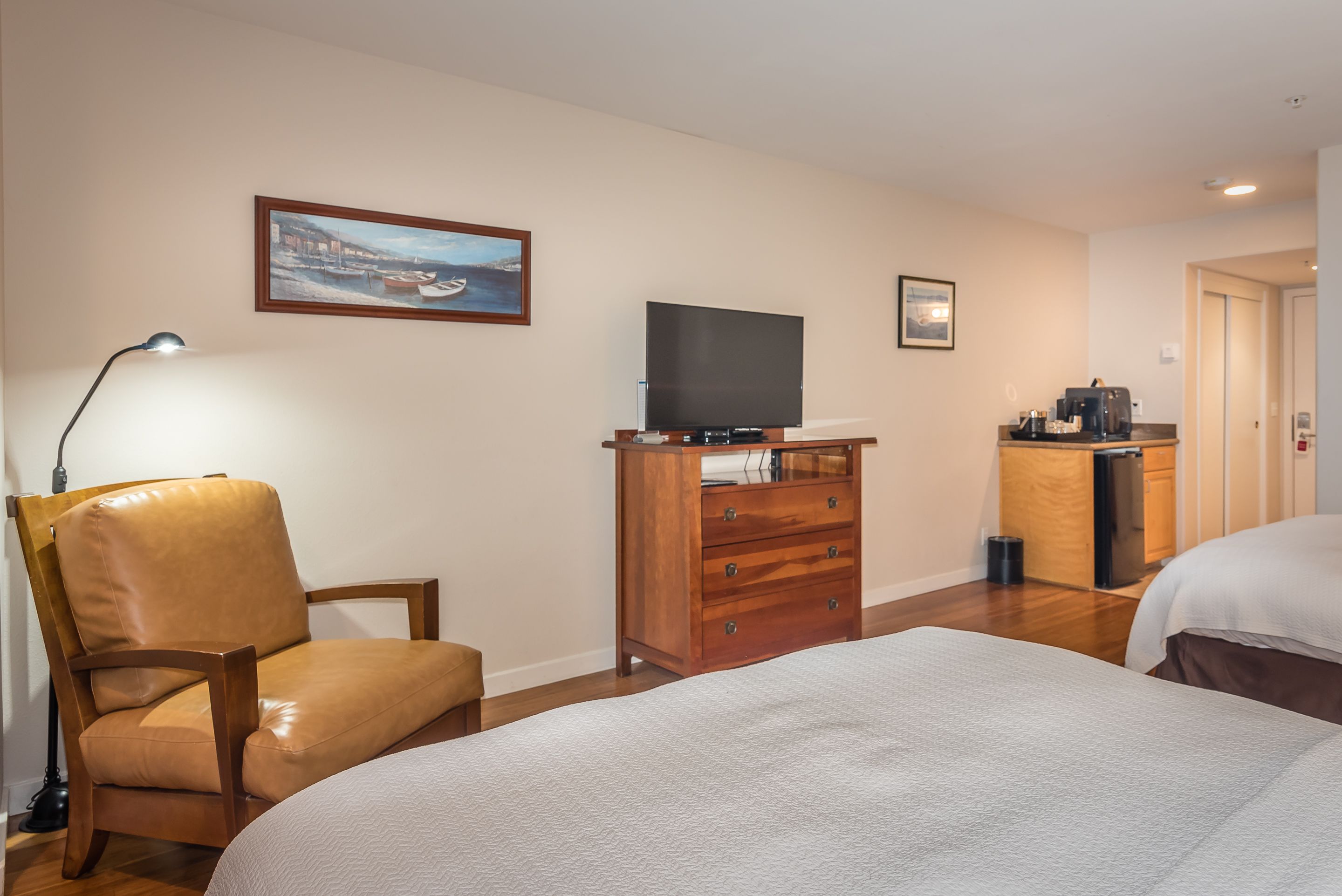 room, 2 queen beds, ground floor | iron/ironing board, free wifi, bed sheets, alarm clocks