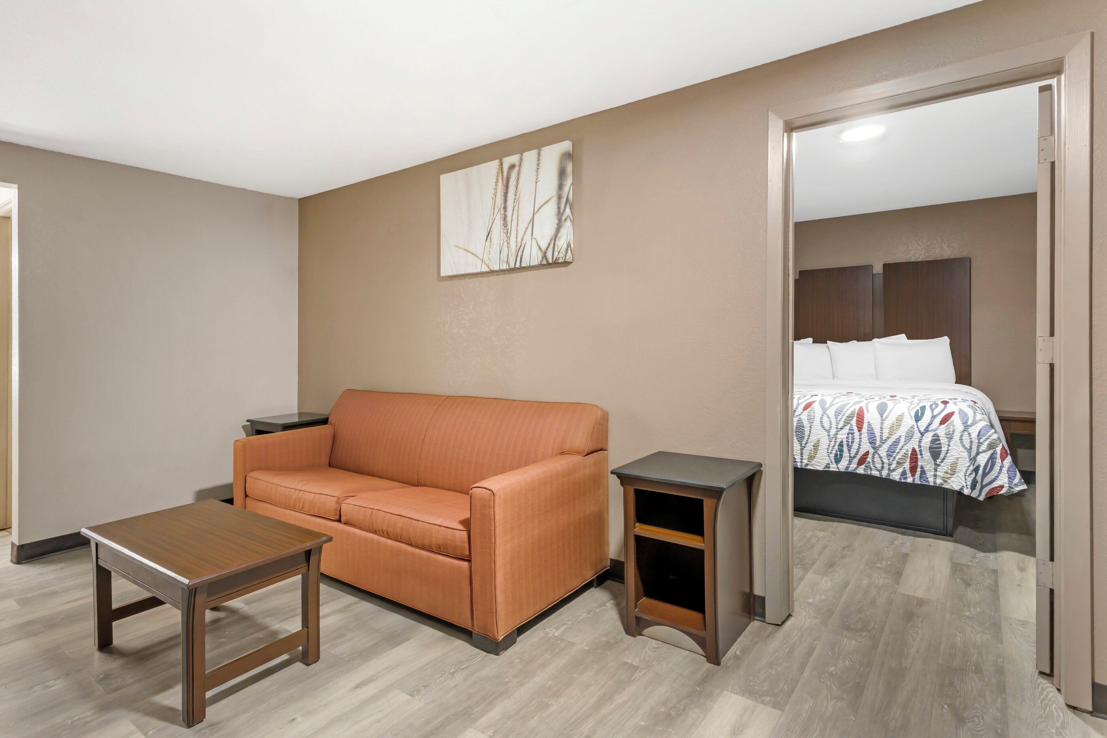 Skrivebord, skrivebord for bærbar PC og blendingsgardiner