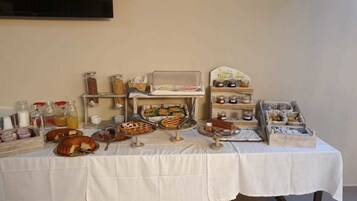 Colazione preparata su ordinazione inclusa, servita tutte le mattine 