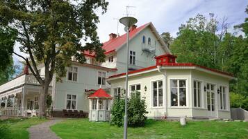 Fachada de la propiedad