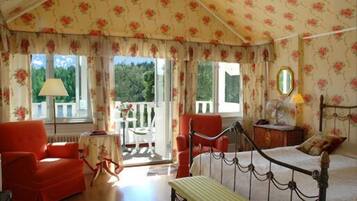 Superior dubbelrum | Minibar, skrivbord, strykjÀrn/strykbrÀda och gratis wi-fi