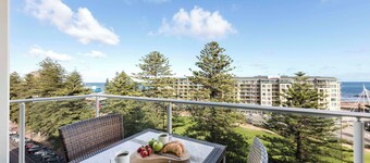 Oaks Glenelg Liberty Suites