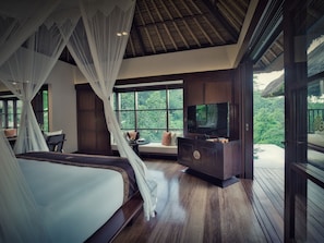 Two Bedroom Pool Villa | Premium bedding, minibar, in-room safe, desk - Hanging Gardens of Bali (Payangan)