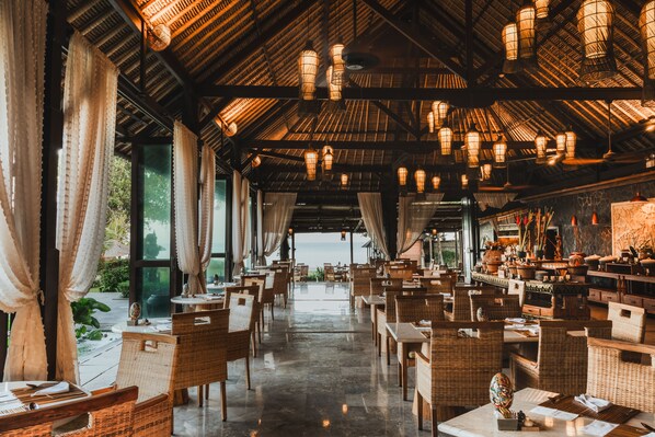 Restaurant - Jimbaran Puri, A Belmond Hotel, Bali (Jimbaran)