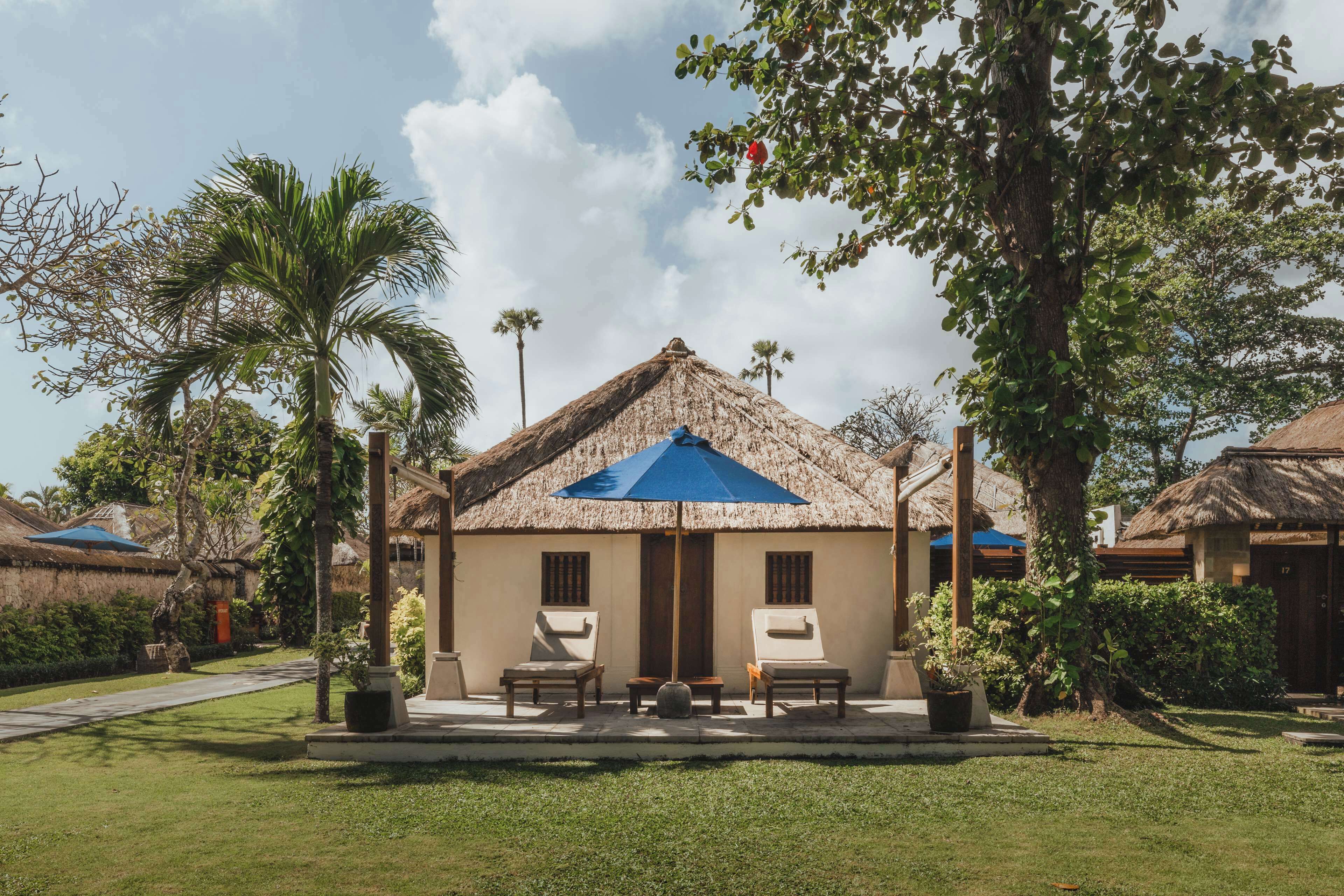Beach View Cottage Suite | Premium bedding, minibar, in-room safe, desk