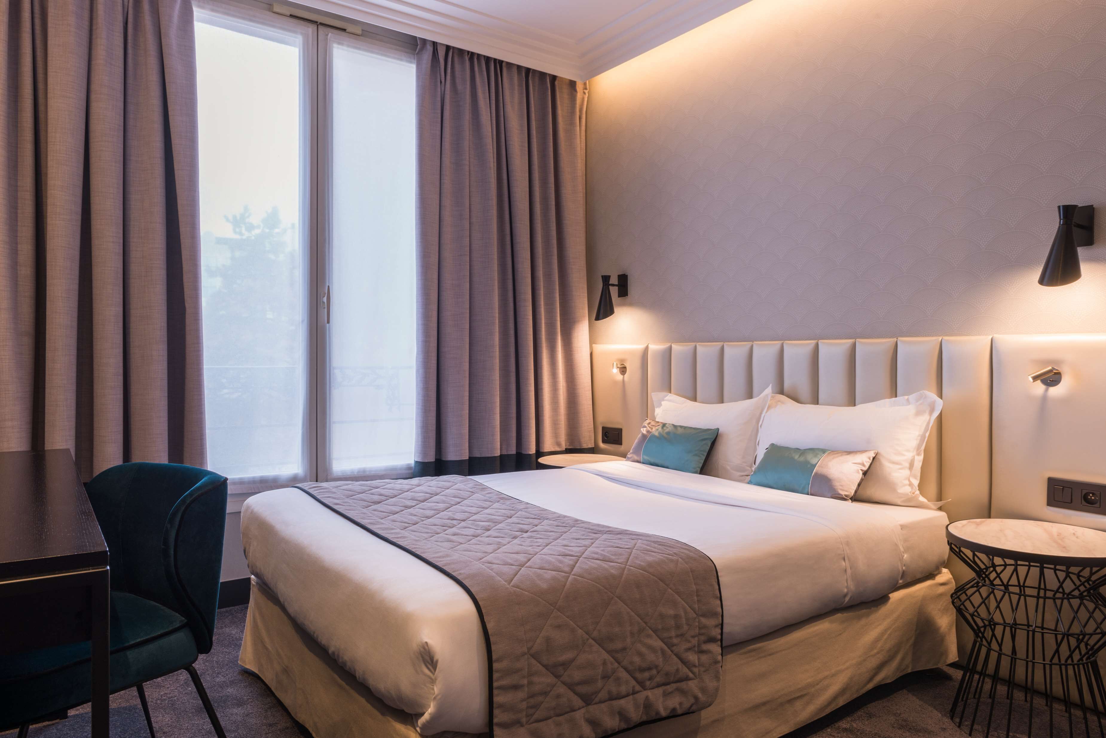 standard room, 1 double bed | premium bedding, minibar, in-room safe, desk