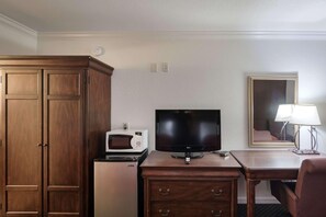 Desk, iron/ironing board, free WiFi, bed sheets