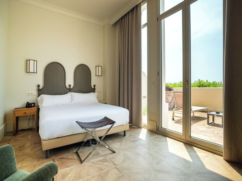 Premium-Zimmer, Balkon | Zimmersafe, Schreibtisch, Verdunkelungsvorhänge, schallisolierte Zimmer