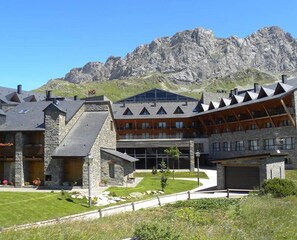 Exterior - HG Alto Aragón (Sallent de Gallego)