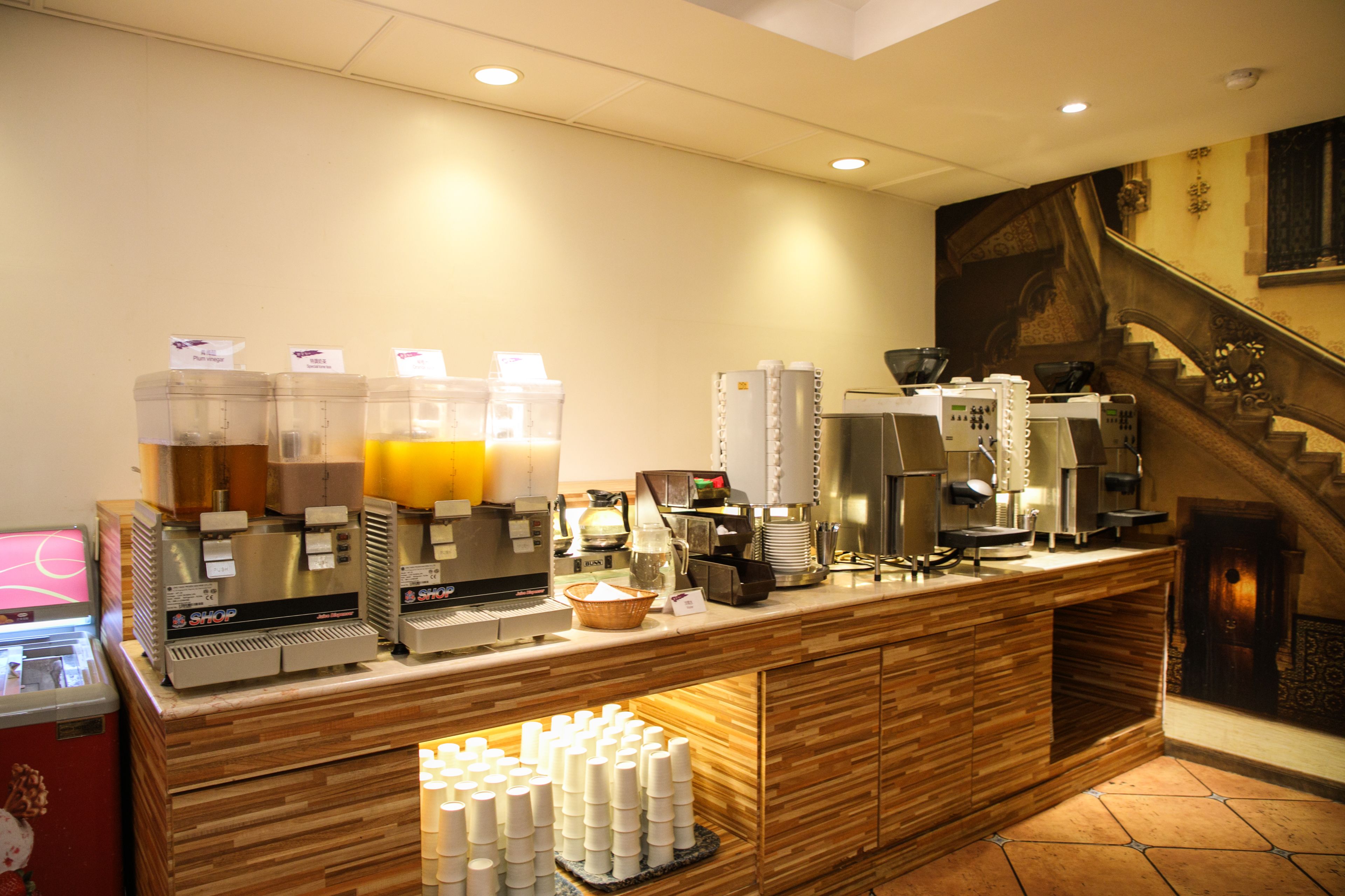 3 restaurants, italian cuisine