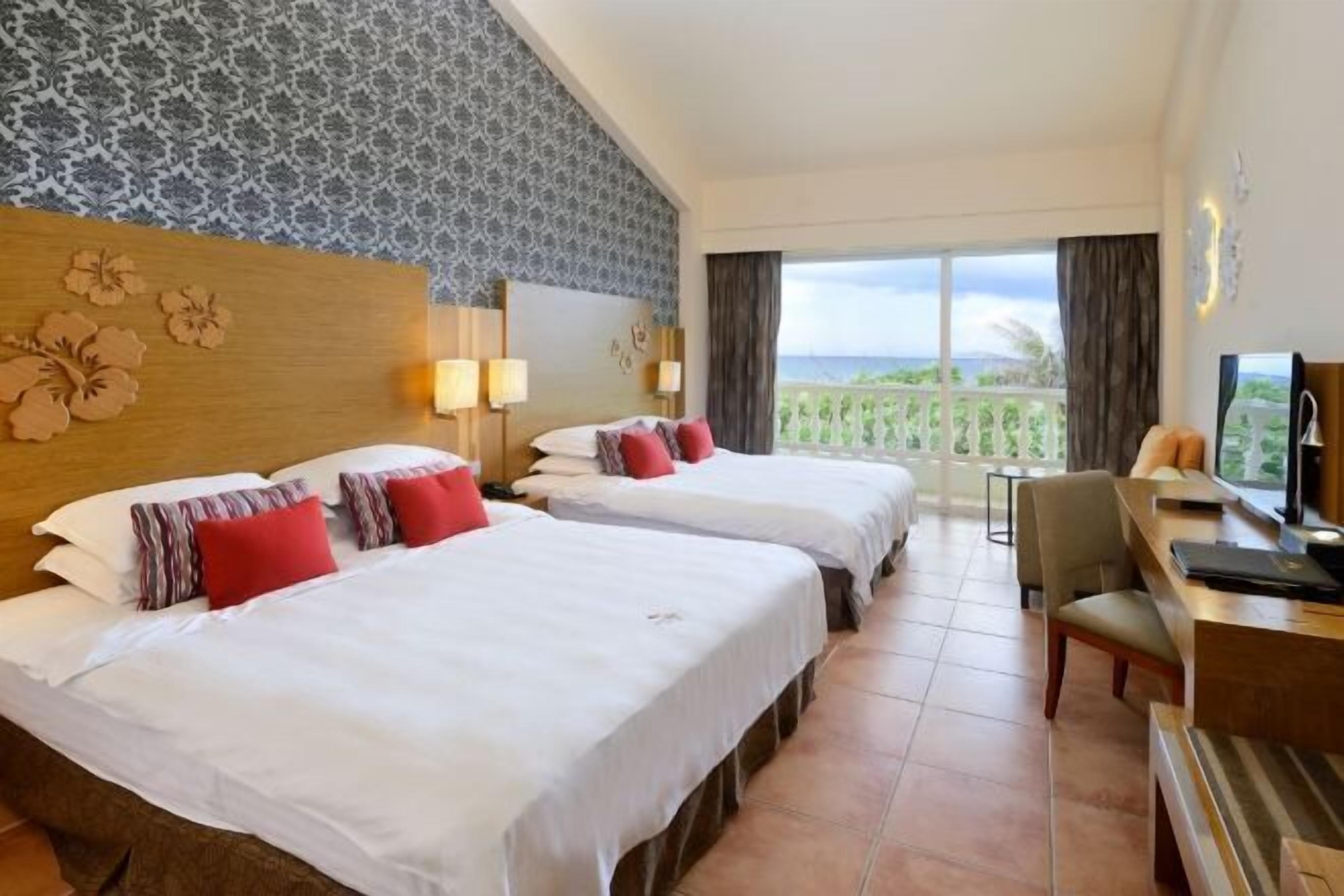 Hochwertige Bettwaren, Tempur-Pedic-Betten, Minibar, Zimmersafe