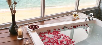 Chateau Beach Resort