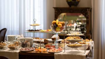 Morgenmadsbuffet hver dag (24.50 EUR pr. person)