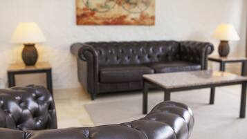 Televisor de 21 cm amb canals per cable