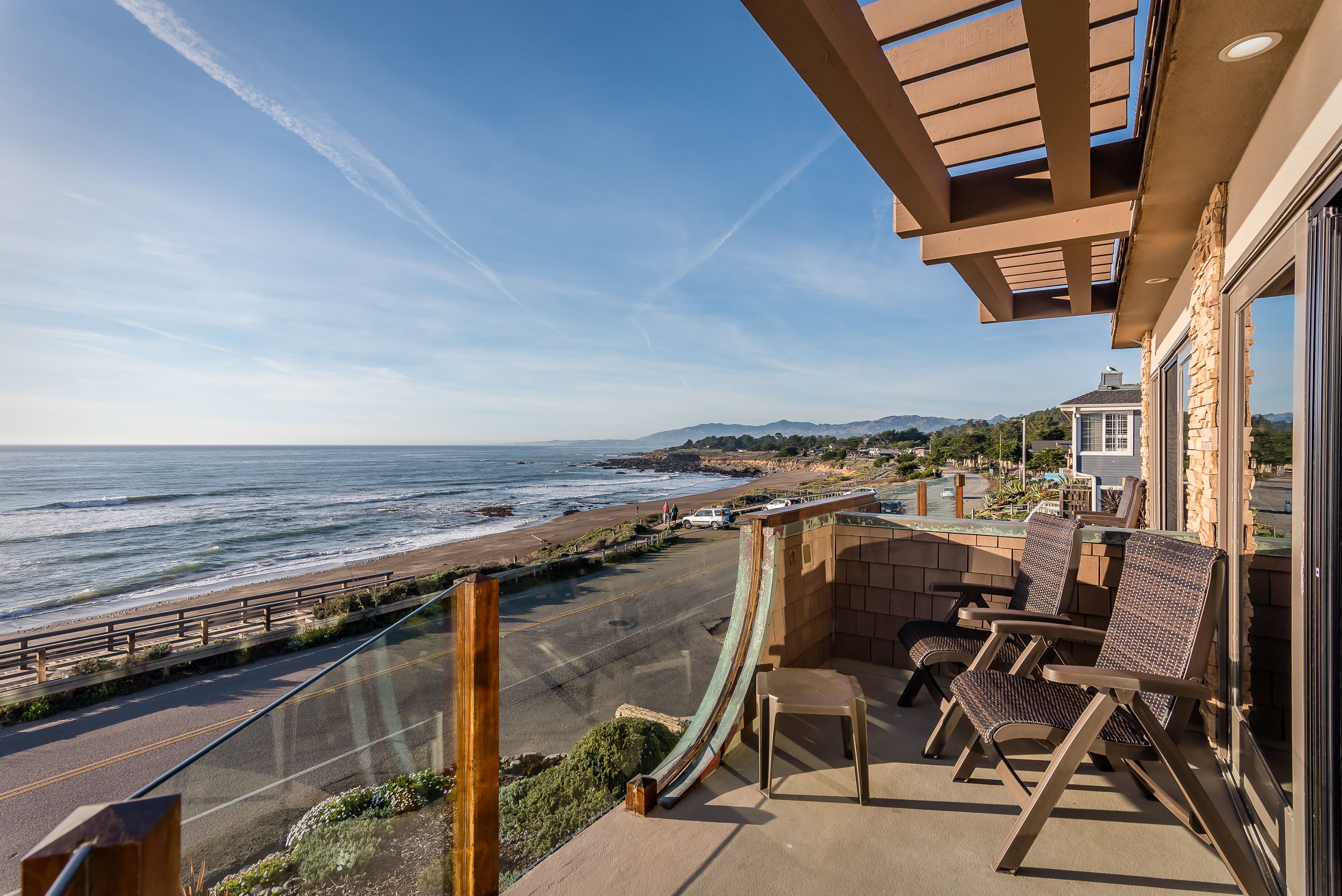 Superior Room, 1 King Bed, Balcony, Ocean View | Balcony