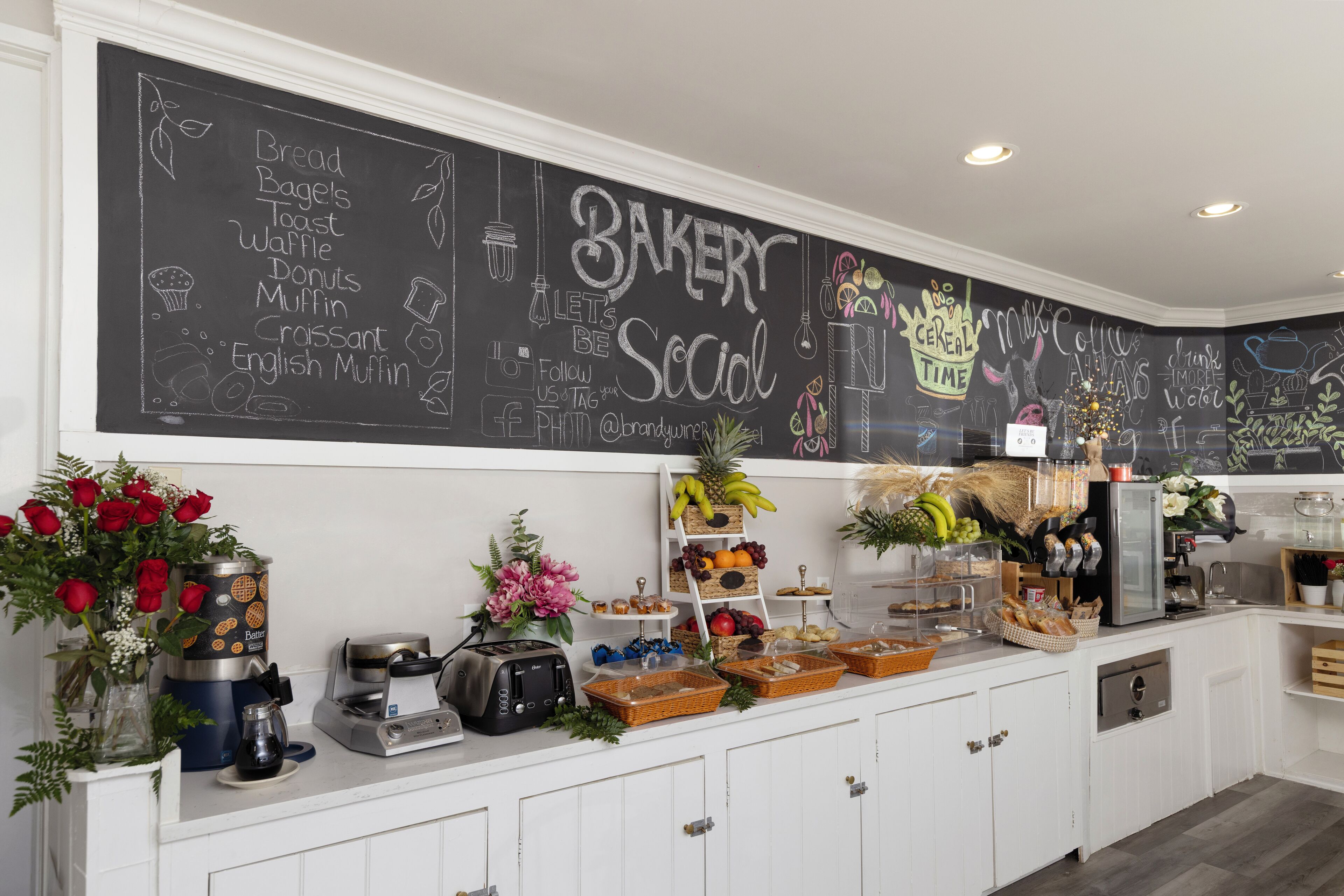 free daily continental breakfast