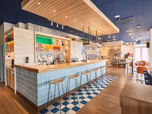 Bar (en la propiedad)