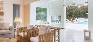 Vila, 3 kamar tidur, kolam renang pribadi, pemandangan kebun (Indigo) | Area keluarga | TV layar datar