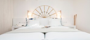 Free minibar items, in-room safe, blackout drapes, free WiFi - Octant Vila Monte (Olhao)