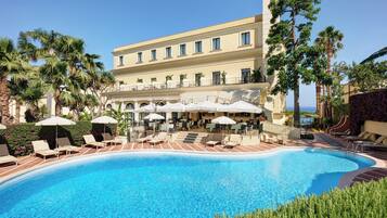 Piscina stagionale all'aperto