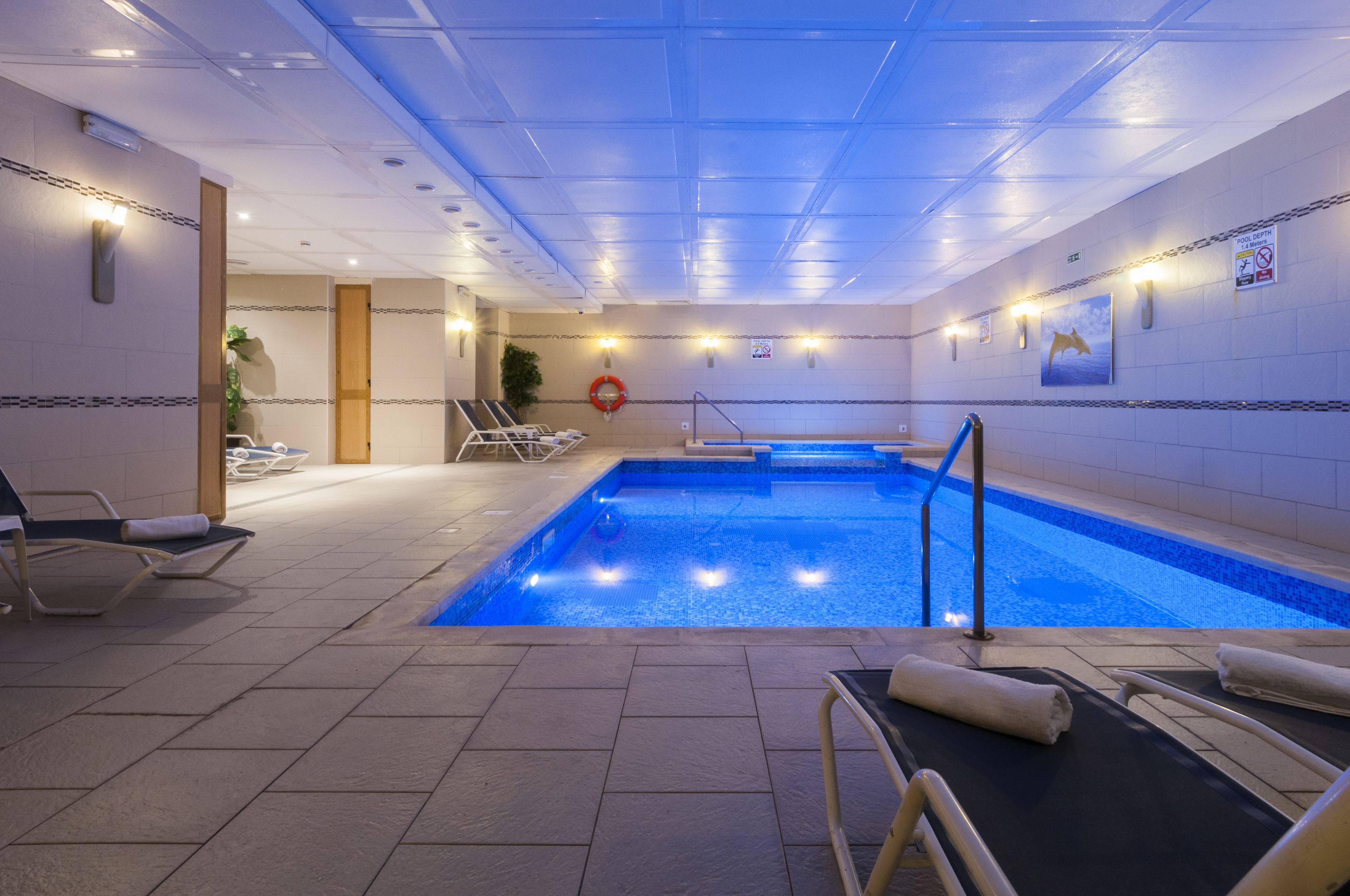Indoor pool, outdoor pool