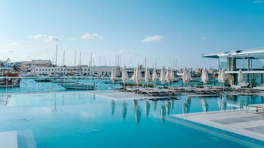 Bayview Hotel by ST Hotels