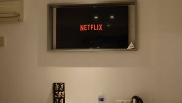 Quarto casal superior | TV
