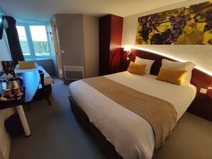 Hochwertige Bettwaren, Betten mit Memory-Foam-Matratzen