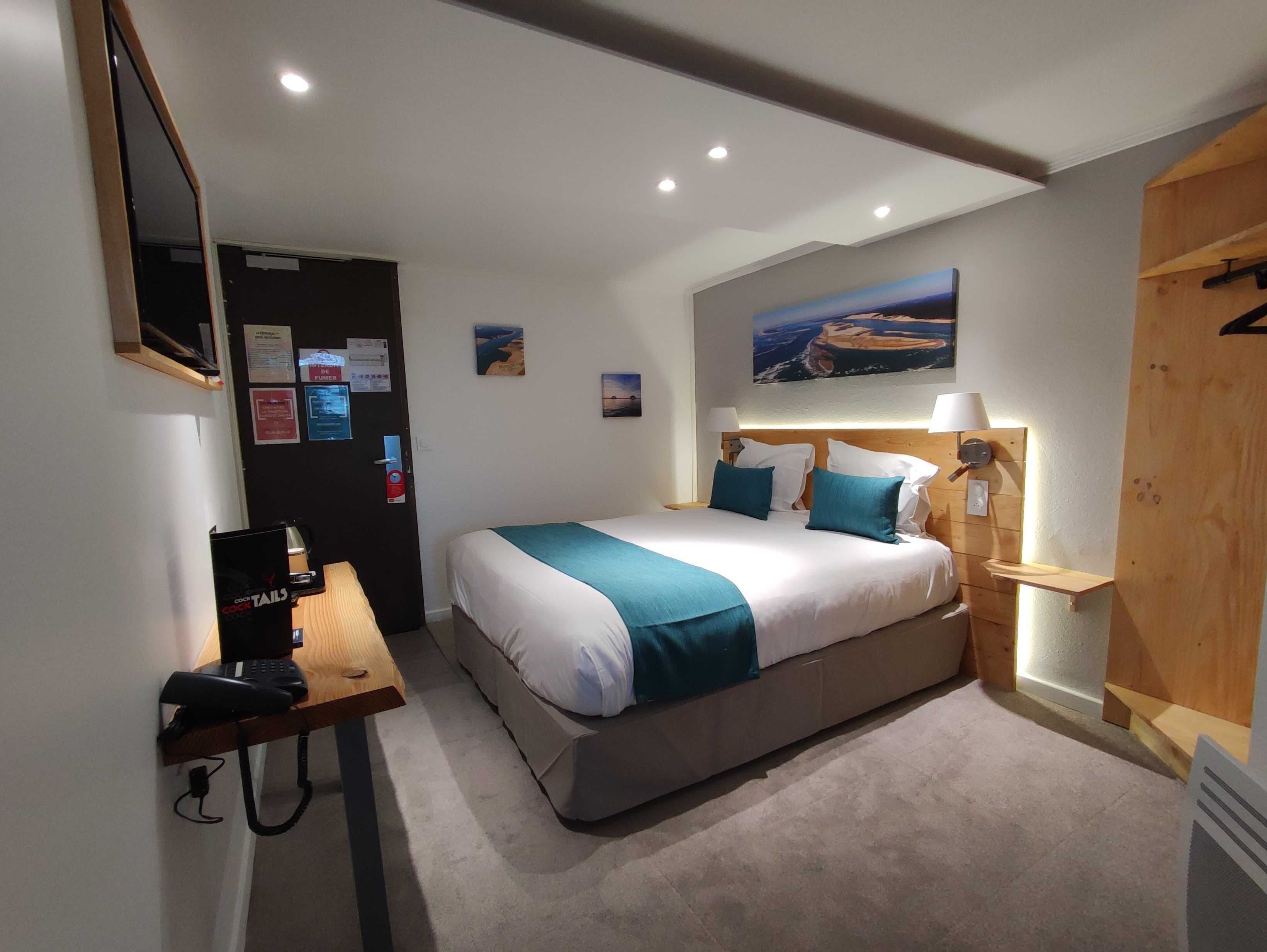 Foto - Contact Hôtel Le Provençal Bordeaux Lac