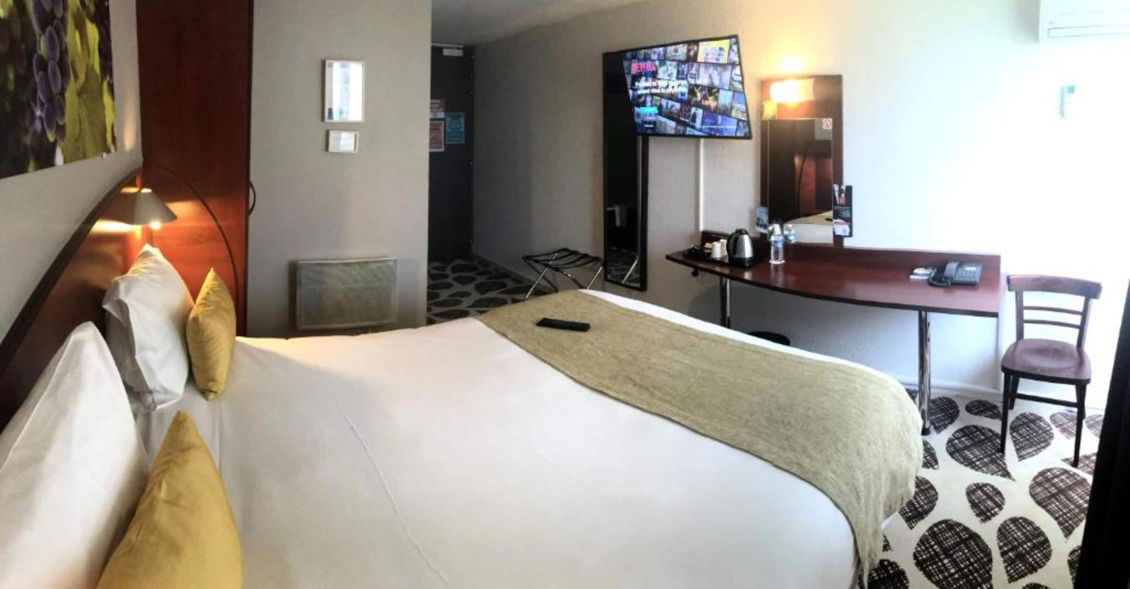 Foto - Contact Hôtel Le Provençal Bordeaux Lac