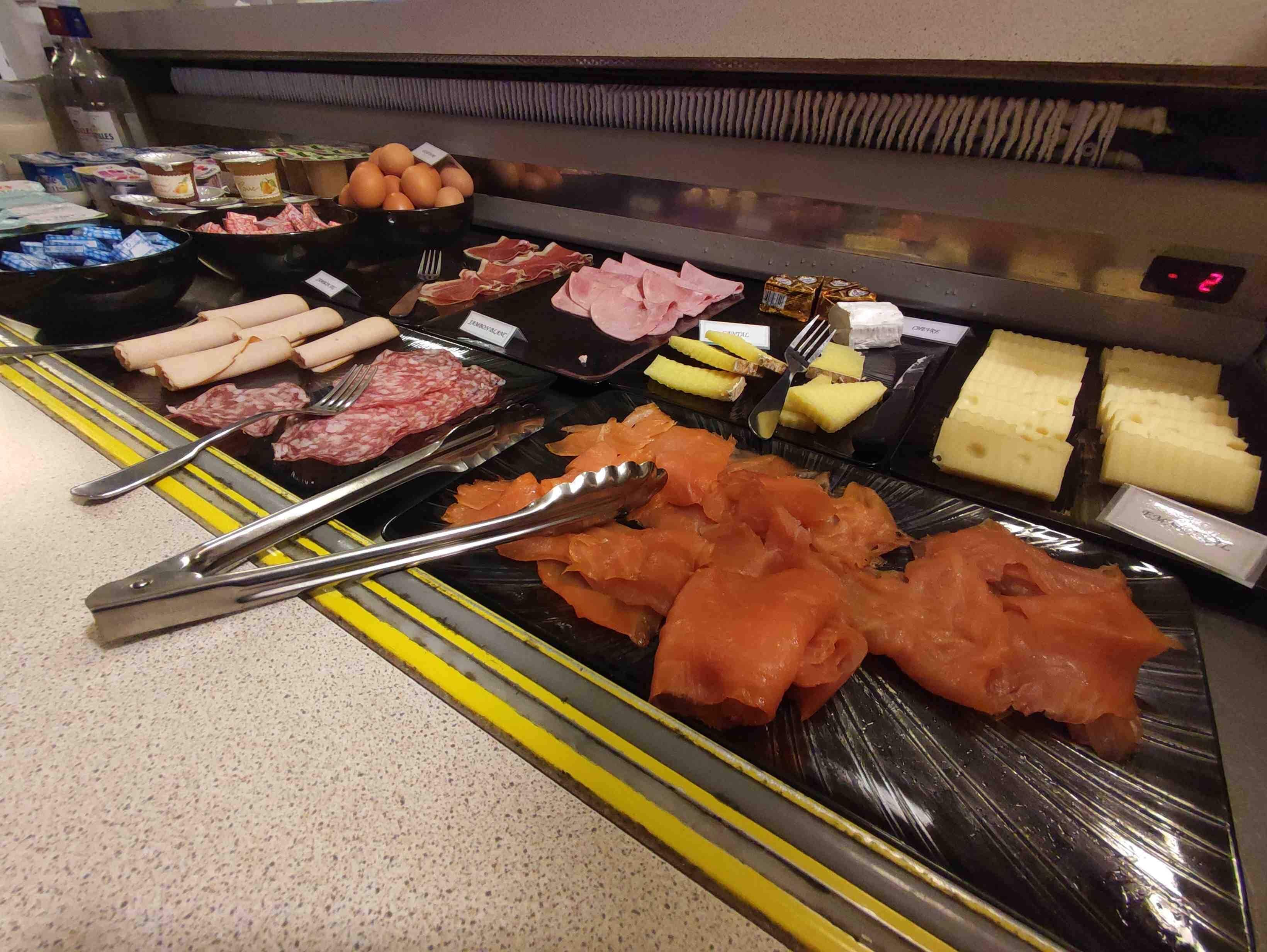 Foto - Contact Hôtel Le Provençal Bordeaux Lac