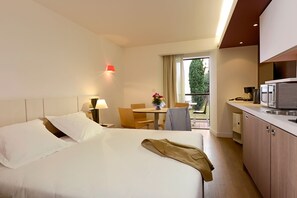 Studio, City View (4 pers) | View from room