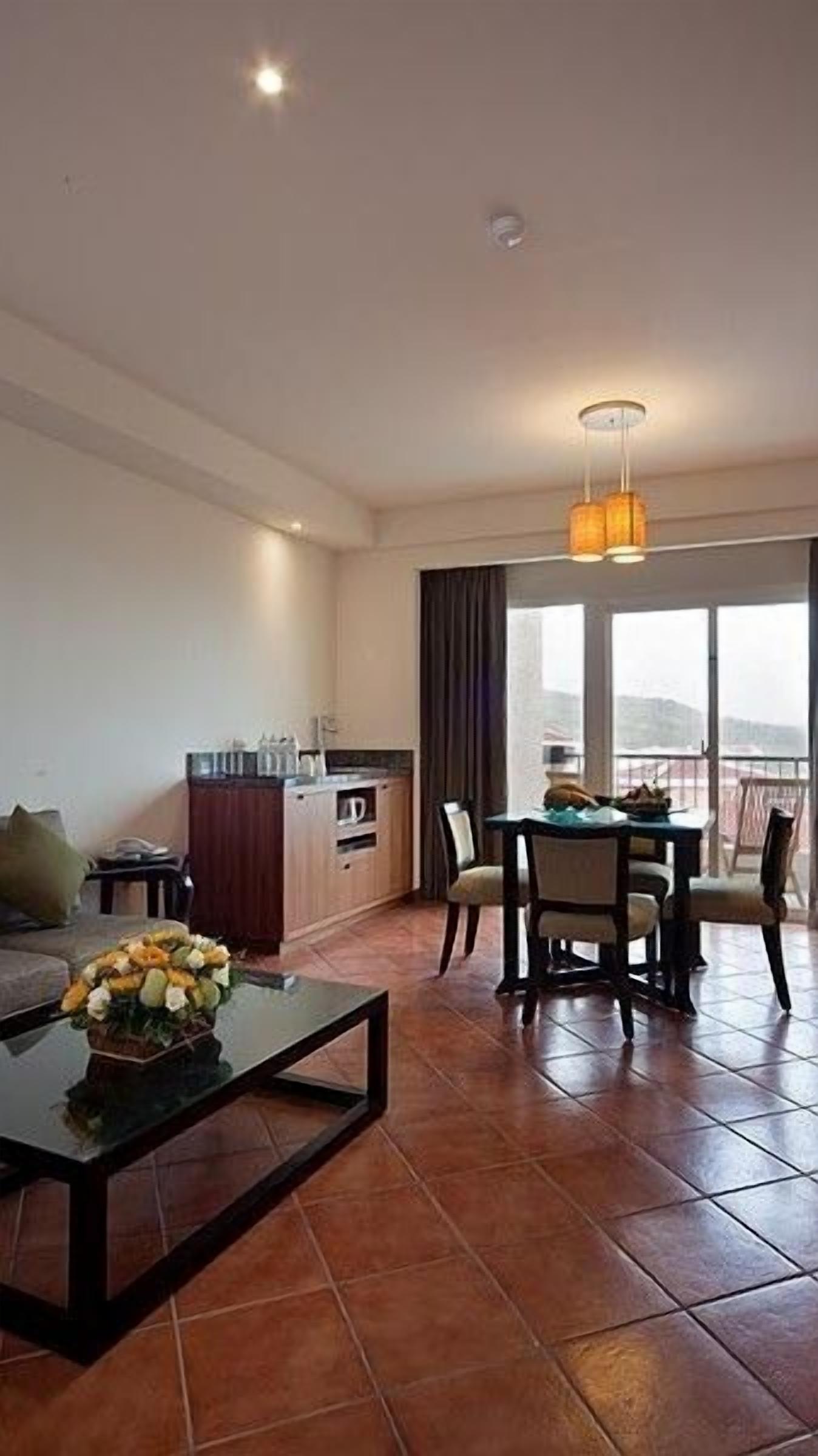 32-inch lcd tv with cable channels, tv