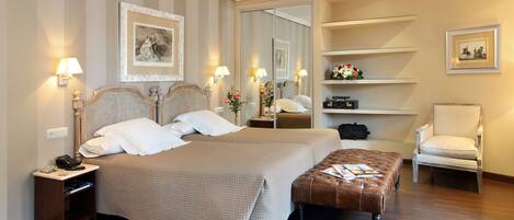 Minibar, caja de seguridad en la habitación, escritorio y wifi gratis