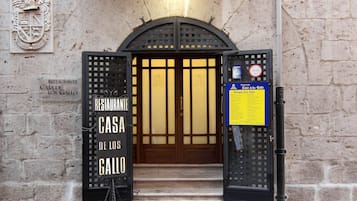 Entrada al alojamiento