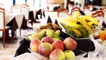 Daily buffet breakfast (EUR 10 per person)