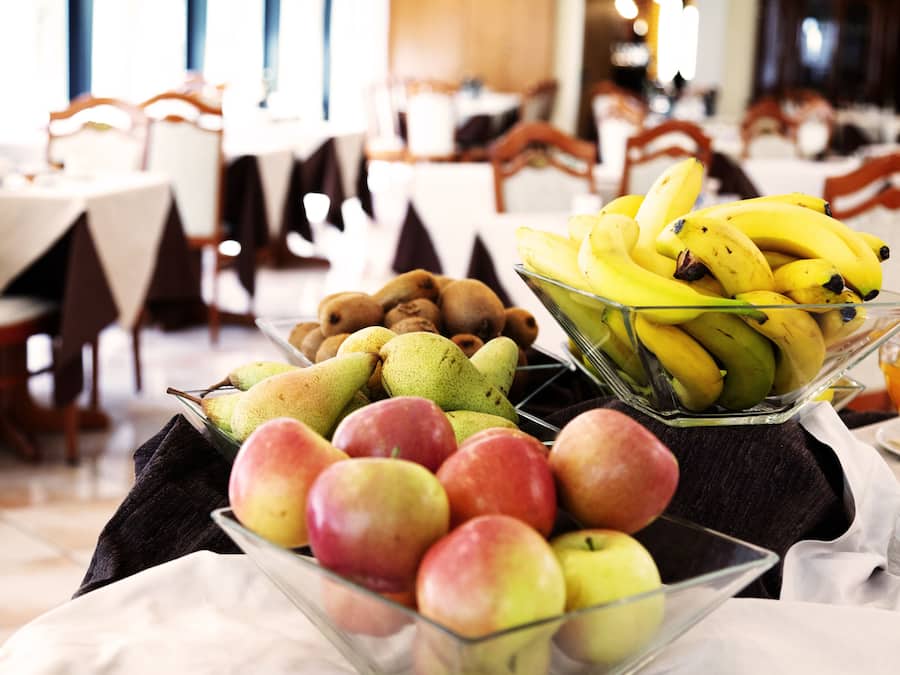 Daily buffet breakfast for a fee