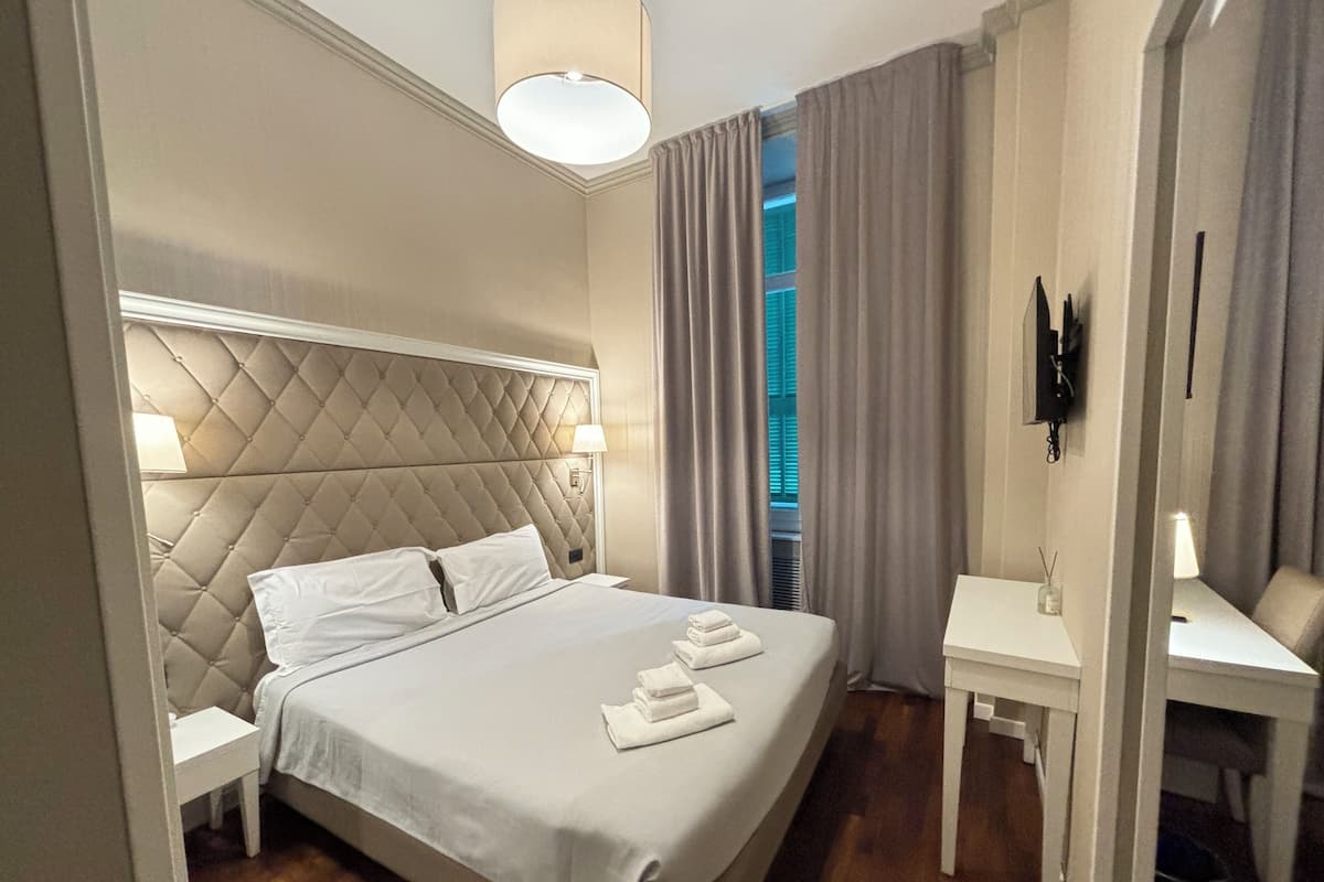 1 habitación, minibar, caja de seguridad en la habitación y escritorio