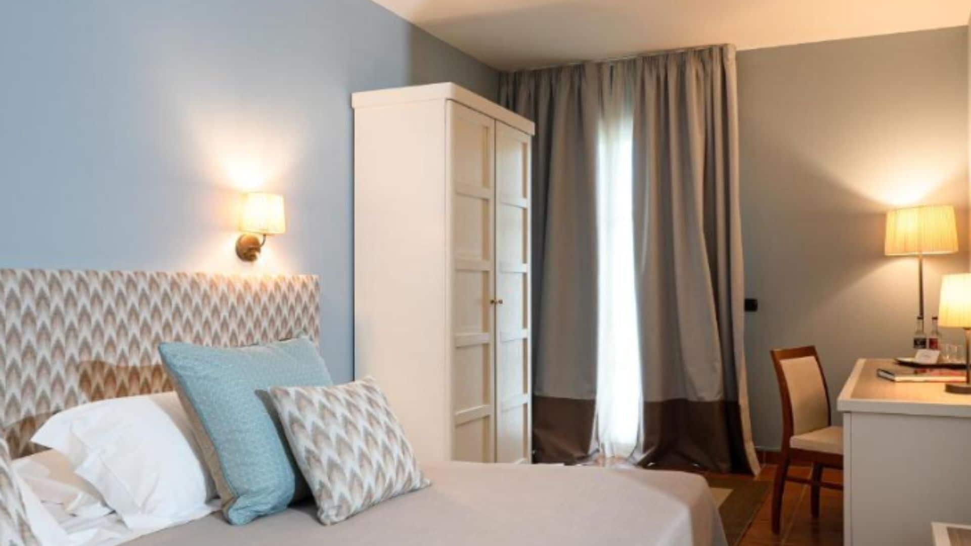 comfort triple room | 1 bedroom, minibar, in-room safe, desk