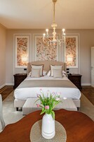Cappuccina Royal Suite | 迷你吧、客房内保险箱、办公桌、免费 WiFi