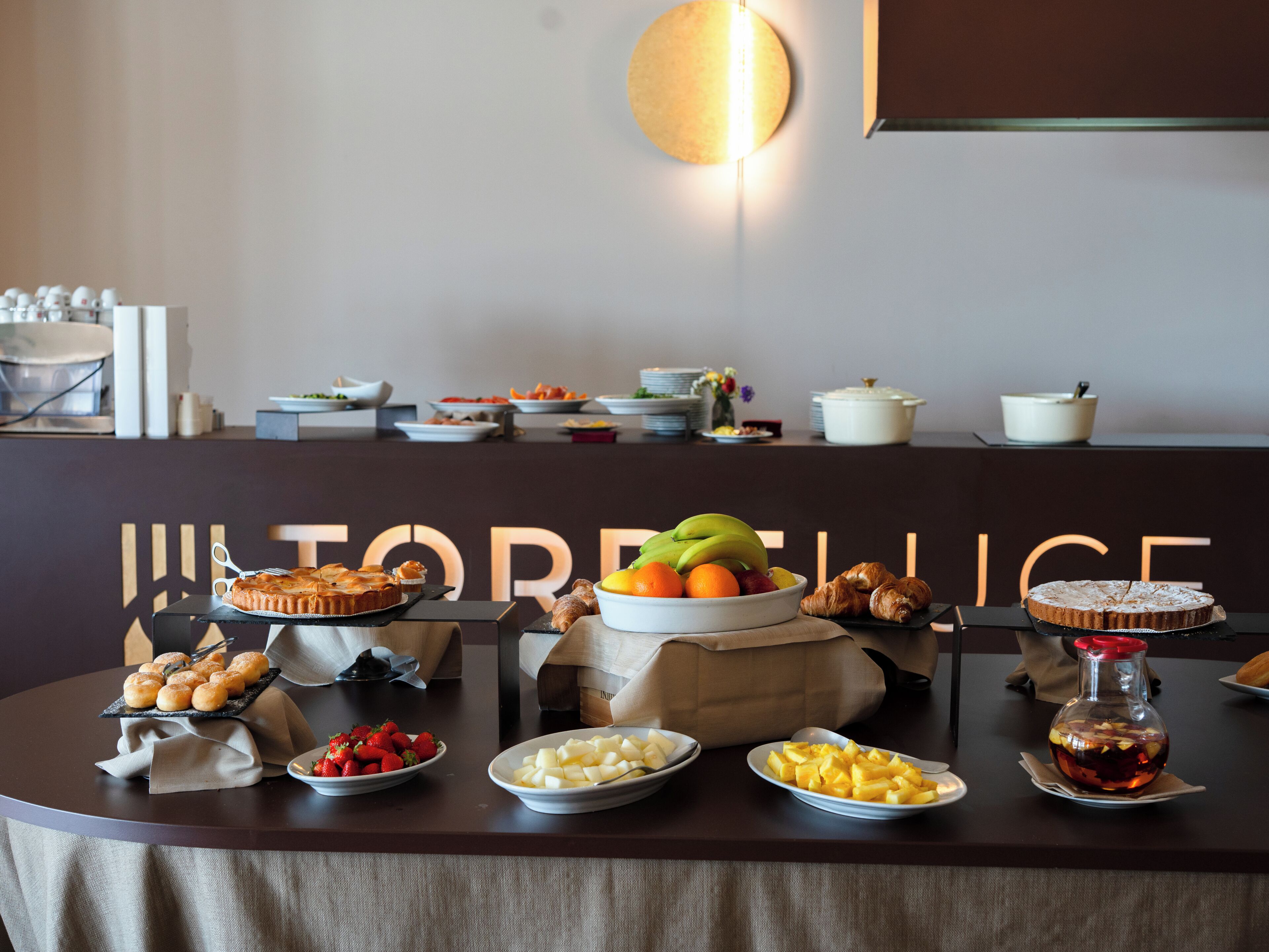 Café da manhã, almoço e jantar