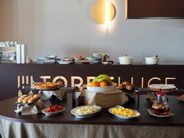 Aperto a colazione, pranzo e cena
