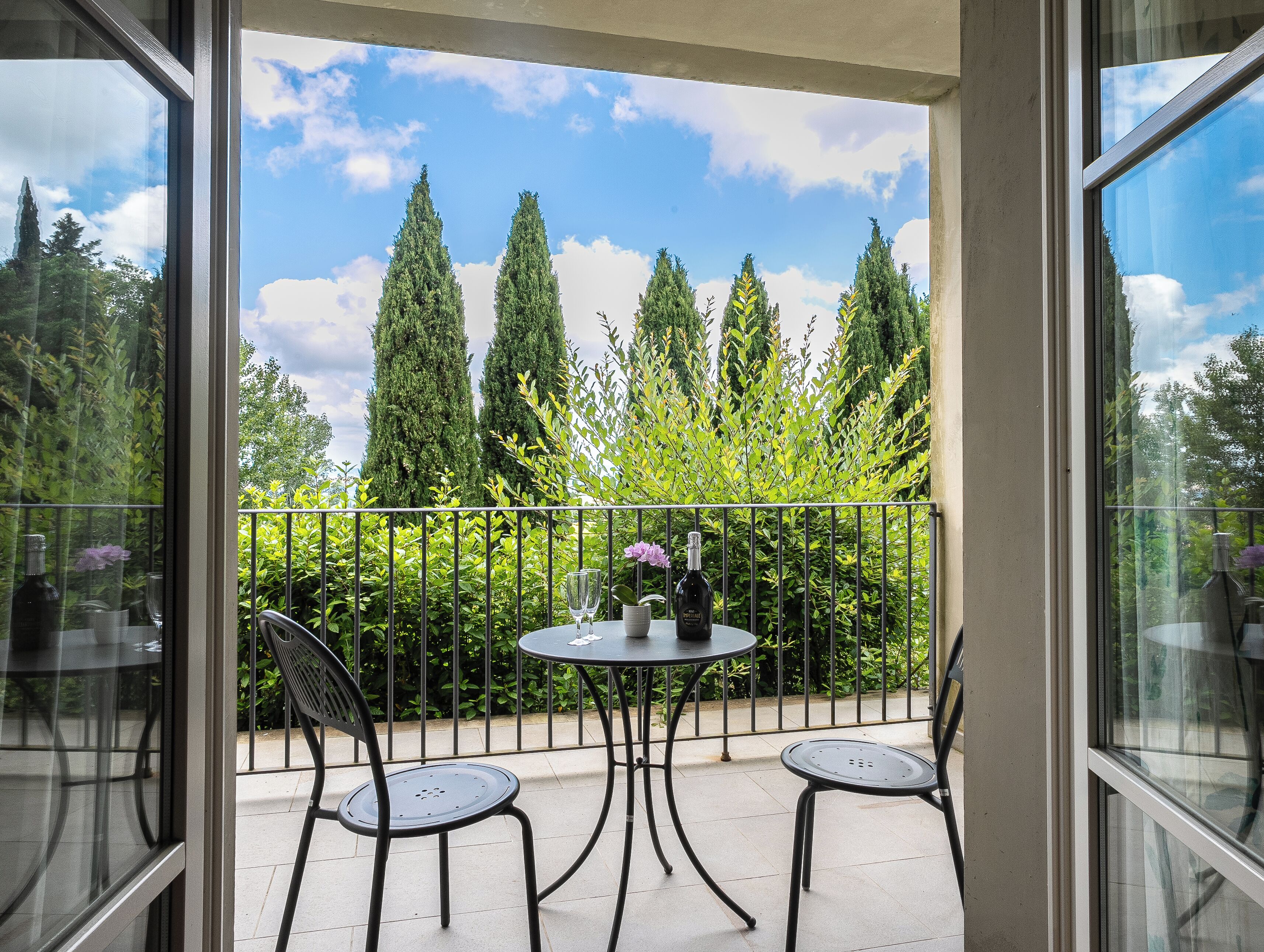 1 bedroom, minibar, in-room safe, desk