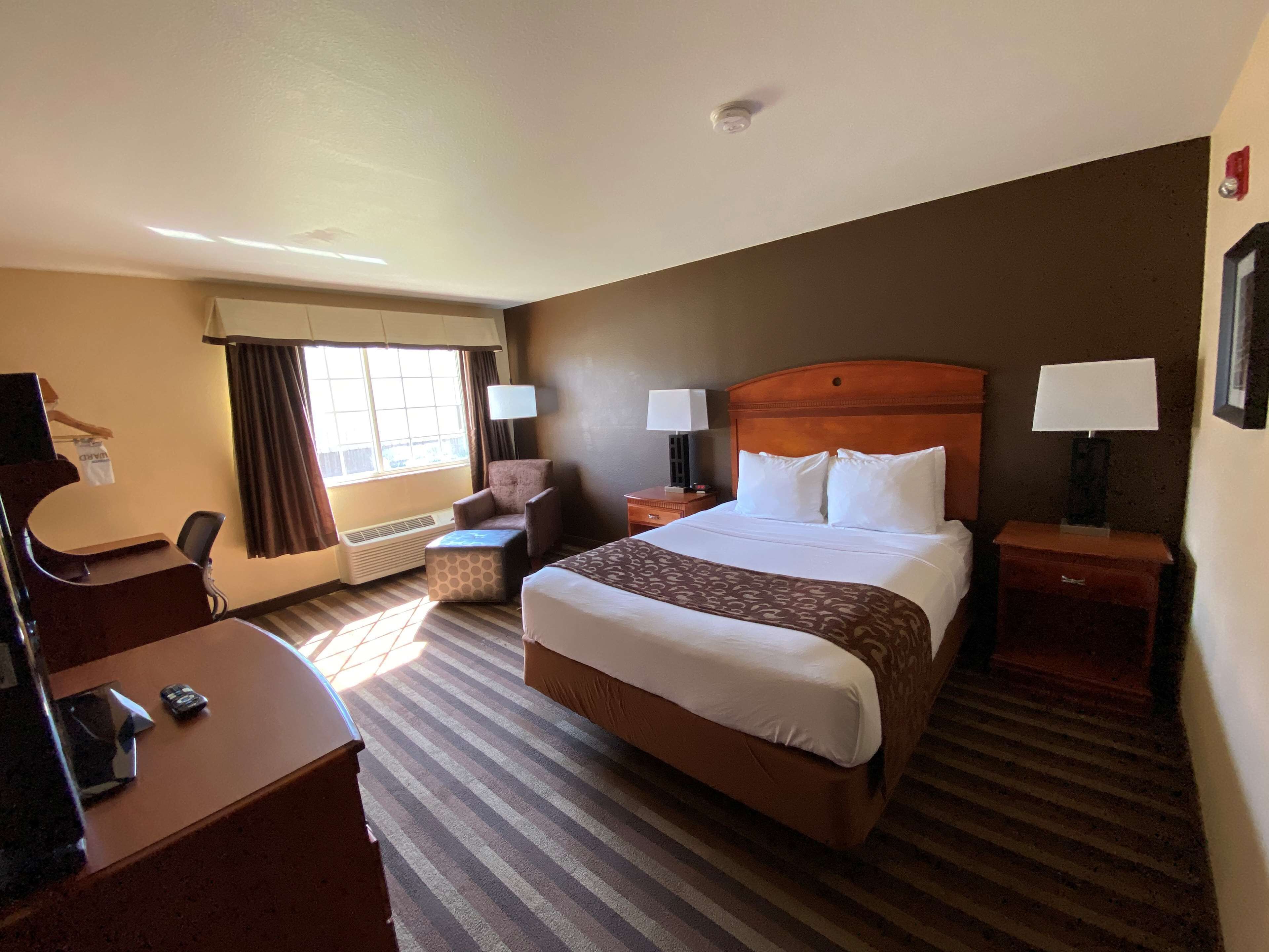 Best Western Manhattan Inn