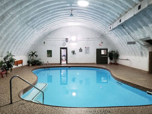 Indoor pool, outdoor pool