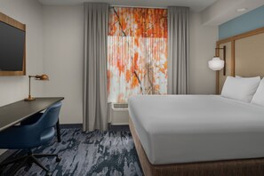 Suite ejecutiva, 1 cama King size y sofá cama | Ropa de cama de alta calidad y escritorio