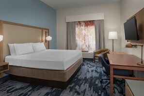 1 bedroom, premium bedding, in-room safe, desk