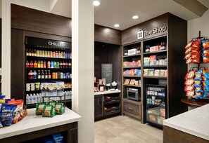 Snack bar - Hilton Garden Inn Jackson/Madison (Madison)
