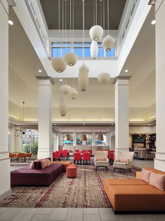 Lobby. Hilton Garden Inn Jackson/Madison