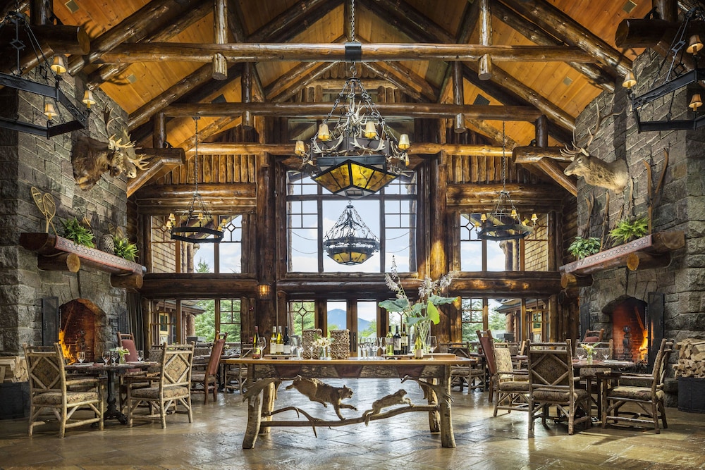 Whiteface Lodge by null